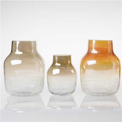 Янтарные стеклянные вазы